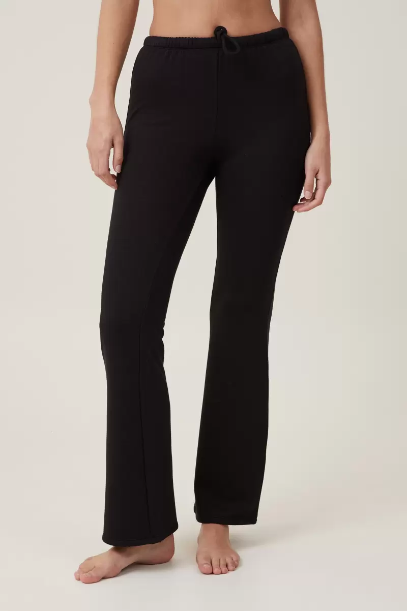 Redefine Women Black Cotton On Relaxed Flare Lounge Pant Pants
