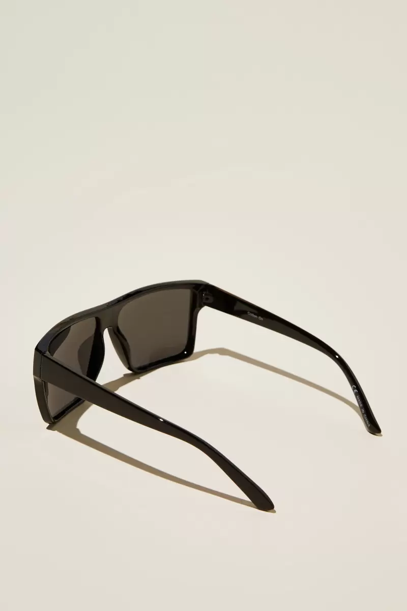 Cotton On Rugged Men Polarized Adventure Sunglasses Black/Black Smoke Sunglasses - 1