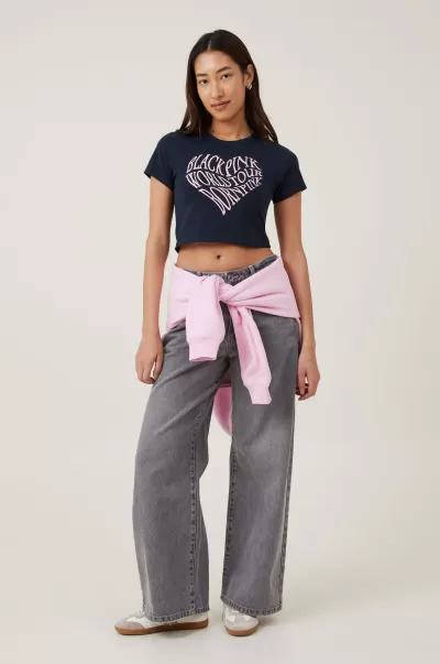 Lcn Br Black Pink World Tour/Ink Navy Trendy Crop Fit Graphic License Tee Women Tops Cotton On