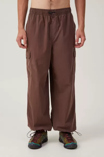 Value Parachute Field Pant Men Pants Chocolate Cargo Cotton On